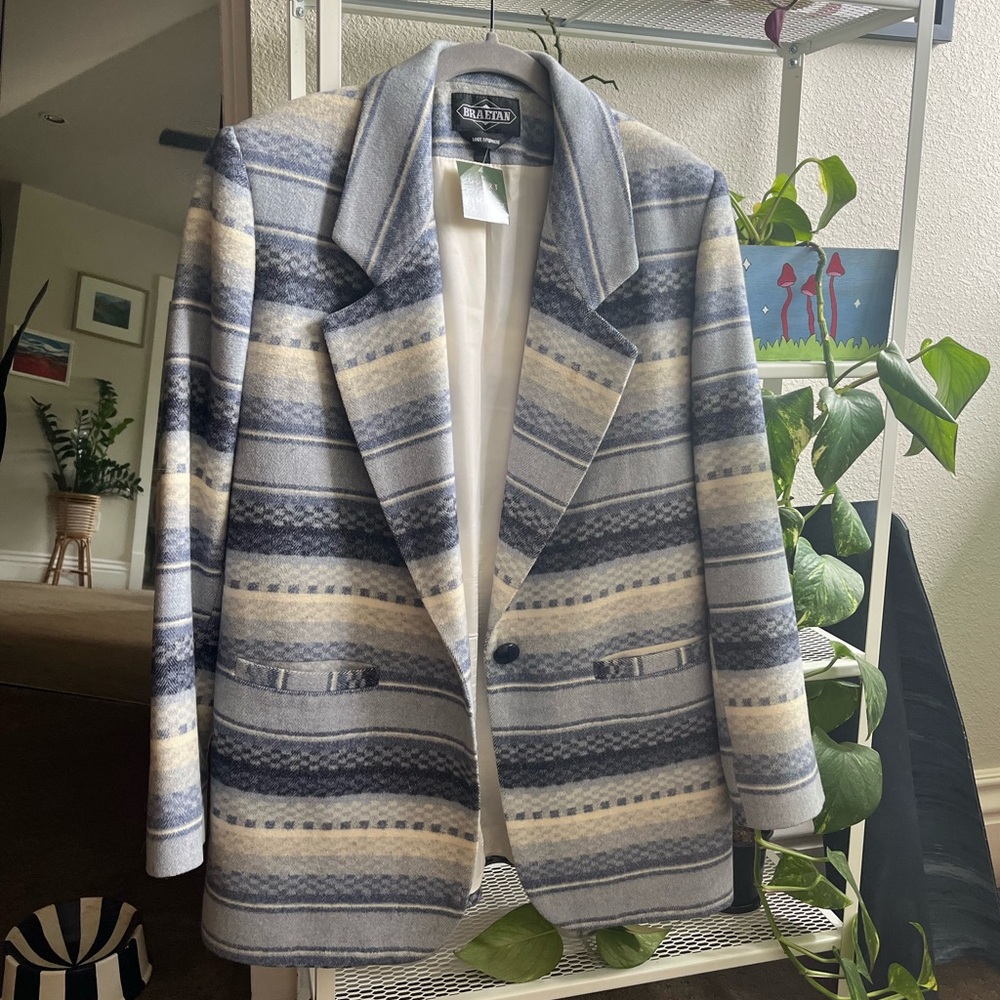 Braetan Blue and Cream Blazer